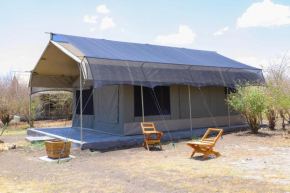 Emunyan Mara Camp